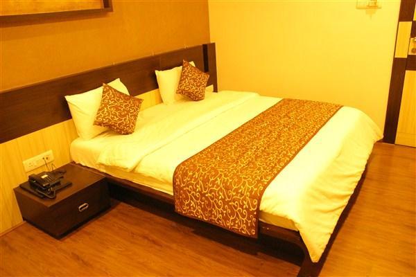 Princess Hotel Ankleshwar ภายนอก รูปภาพ