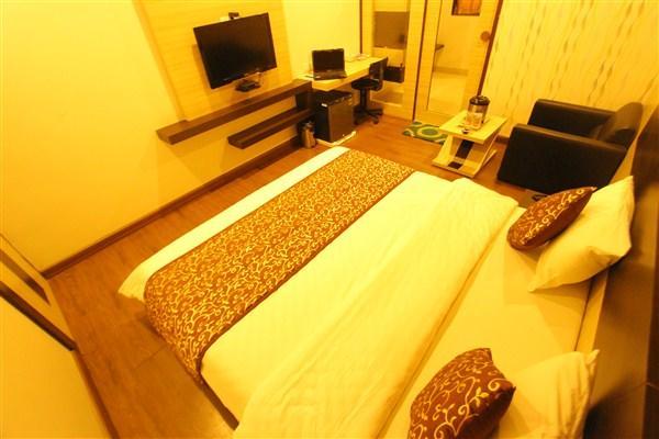 Princess Hotel Ankleshwar ภายนอก รูปภาพ