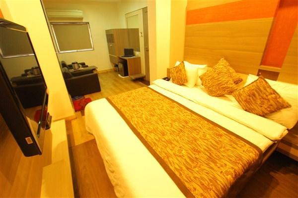Princess Hotel Ankleshwar ภายนอก รูปภาพ