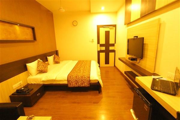 Princess Hotel Ankleshwar ภายนอก รูปภาพ