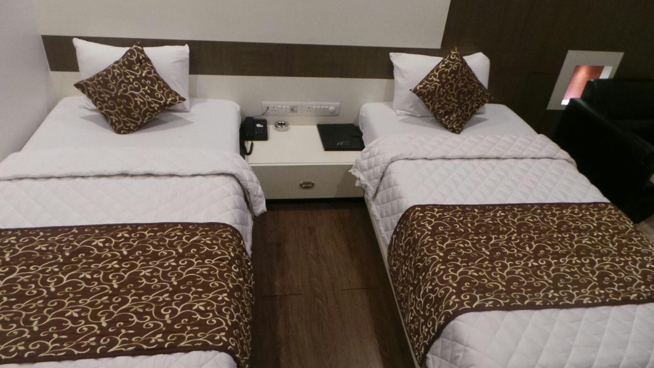 Princess Hotel Ankleshwar ภายนอก รูปภาพ