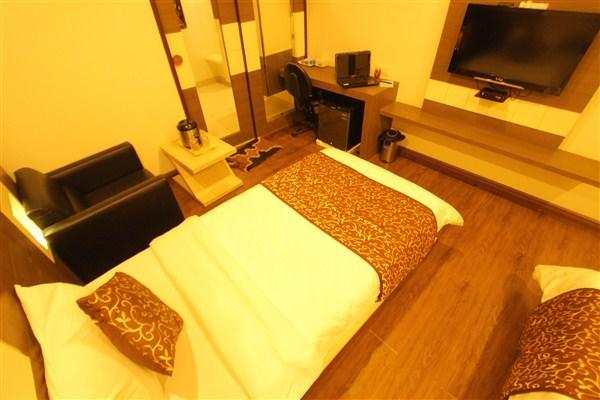 Princess Hotel Ankleshwar ภายนอก รูปภาพ