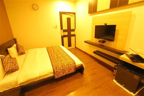 Princess Hotel Ankleshwar ภายนอก รูปภาพ