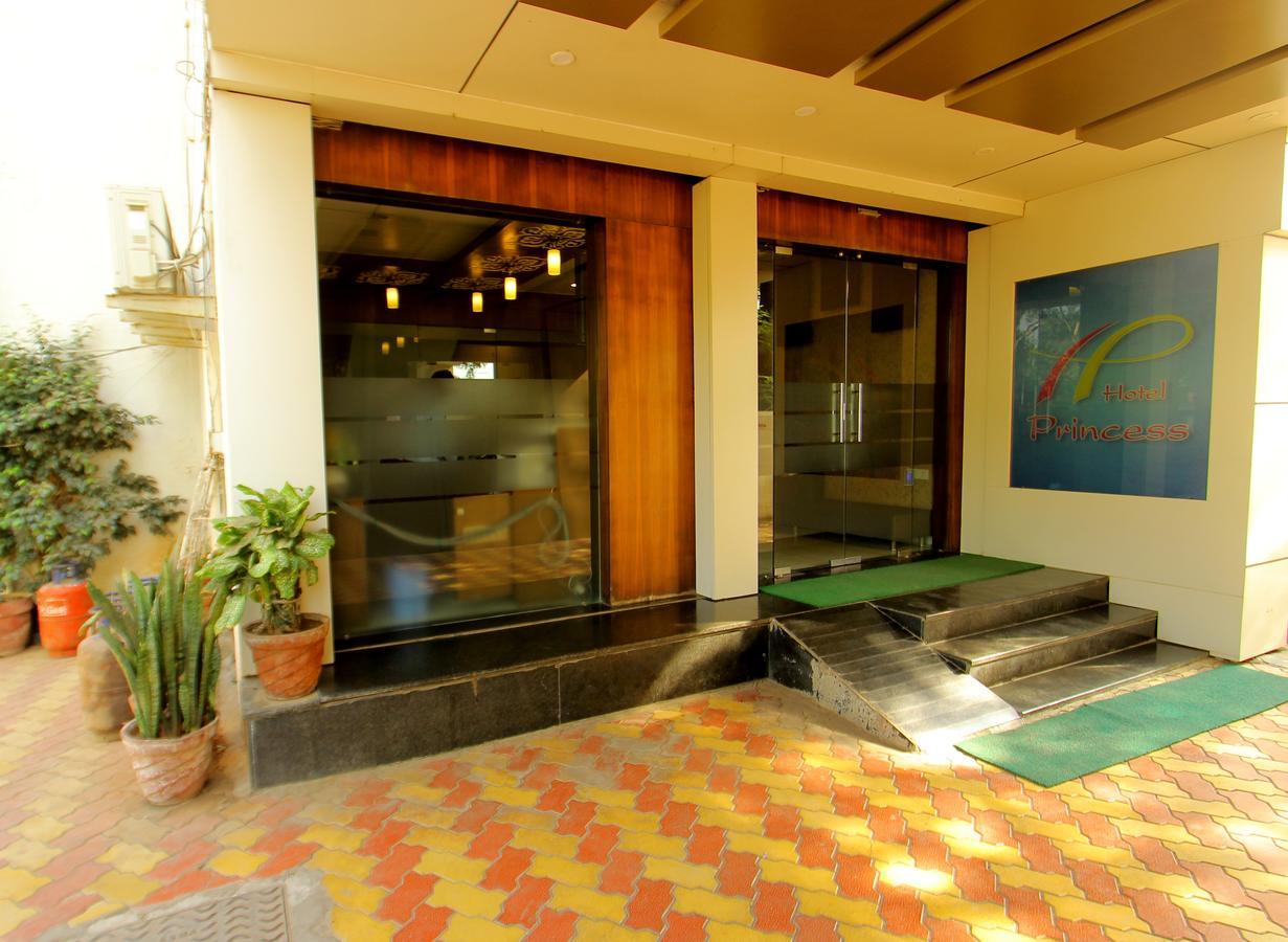 Princess Hotel Ankleshwar ภายนอก รูปภาพ